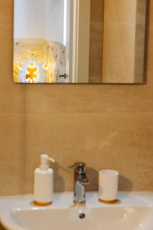 Apulian House Hotel บรินดิซิ ภายนอก รูปภาพ