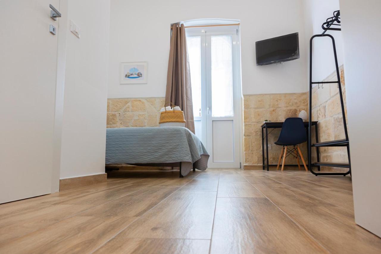 Apulian House Hotel บรินดิซิ ภายนอก รูปภาพ